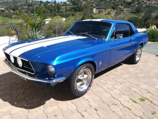 1968 Ford Mustang (Blue/Black)