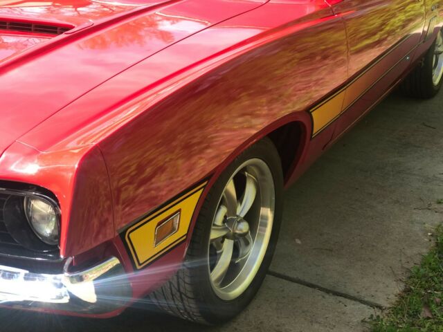 1970 Ford Torino (Red/Black)