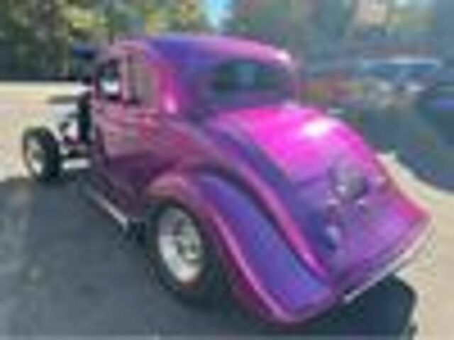 1933 Chevrolet willy (Purple/Black)