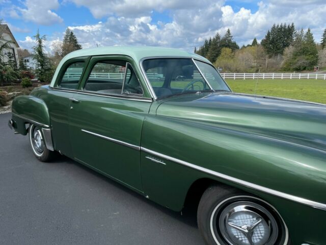 1952 Dodge Coronet (Green/Gray)