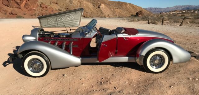 1935 Replica/Kit Makes Speedster (Green/Brown)