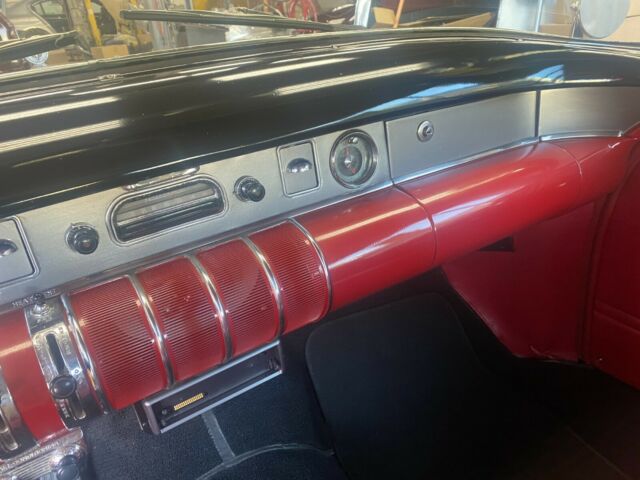 1955 Buick Special Riviera (Titian Red/Black)