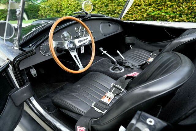 1965 Shelby Cobra (Black/Black)