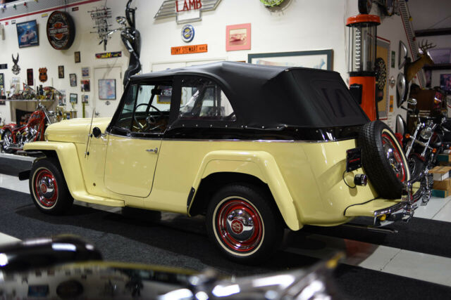 1950 Willys Tempest (Yellow/Black)
