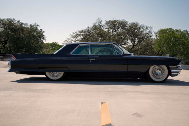 1962 Cadillac Series 62 (Black/Teal)