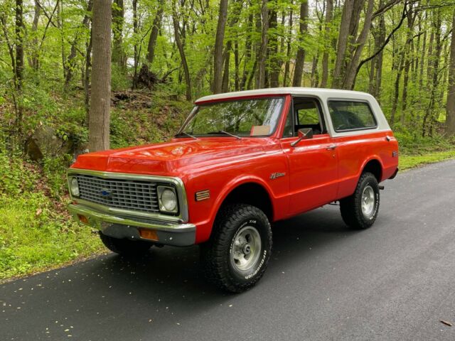 1971 Chevrolet Blazer (Red/Black)