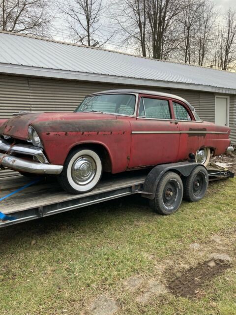 1955 Plymouth Belvedere (Red/White)