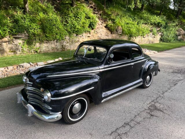 1949 Plymouth Special DeLuxe (Black/Green)