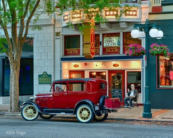 1929 Ford Model A (Red/Brown)