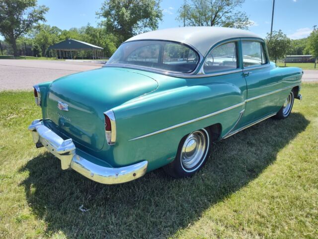 1954 Chevrolet Bel Air (Green/Green)