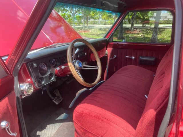 1972 Chevrolet C-10 (Burgundy/Red)
