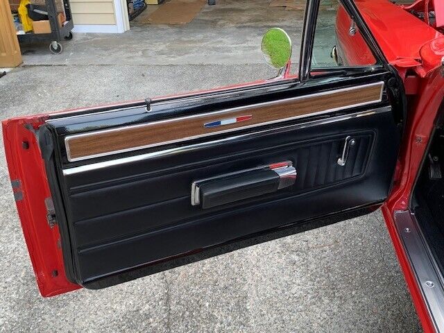 1970 Plymouth GTX (Red/Black)