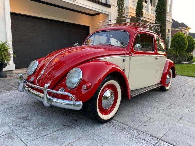 1956 Volkswagen Beetle - Classic (Red/White/Tan)