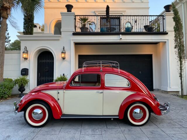 1956 Volkswagen Beetle - Classic (Red/White/Tan)