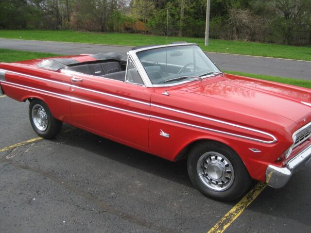 1964 Ford Falcon (Red/Black)