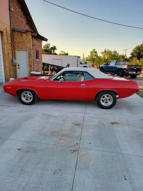 1973 Plymouth Cuda (Red/White)
