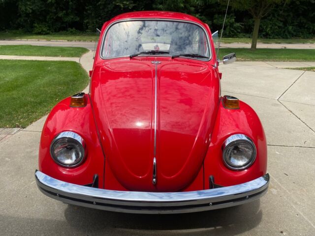 1970 Volkswagen Beetle (Pre-1980) (Red/Silver)