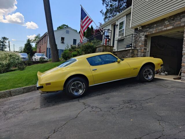 1974 Pontiac Firebird (Yellow/Silver)