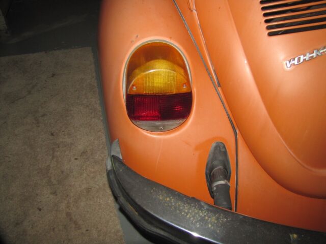 1974 Volkswagen Beetle - Classic (Orange/Black)