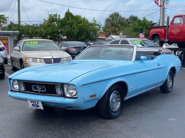1973 Ford Mustang (Blue/Blue)