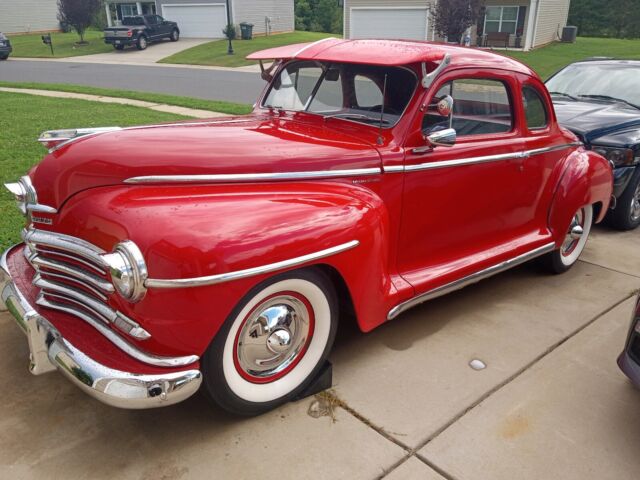 1948 Plymouth Business Coupe /P15 (Red/brown leather)