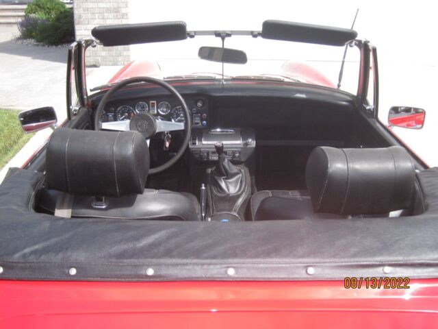 1976 MG Midget (Red/Black)
