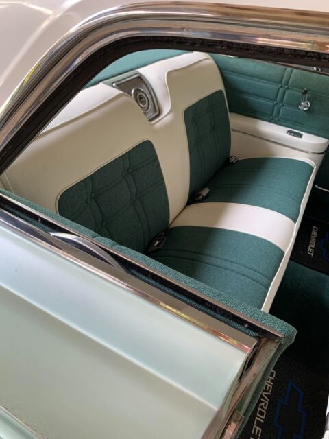 1963 Chevrolet Impala (Green/Green)