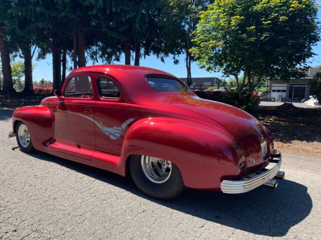1949 Plymouth P1 Business Line (Red/Black)