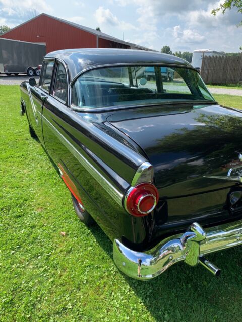 1956 Ford Fairlane