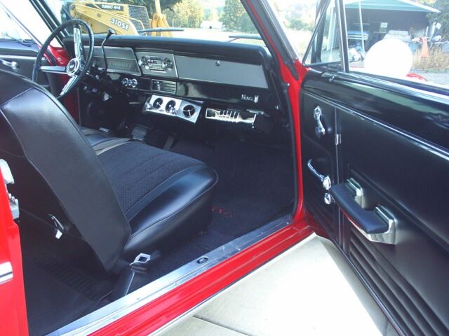 1967 Chevrolet Nova (Red/Black)