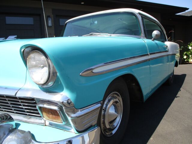 1956 Chevrolet Bel Air/150/210 (Blue / White/Blue / White)