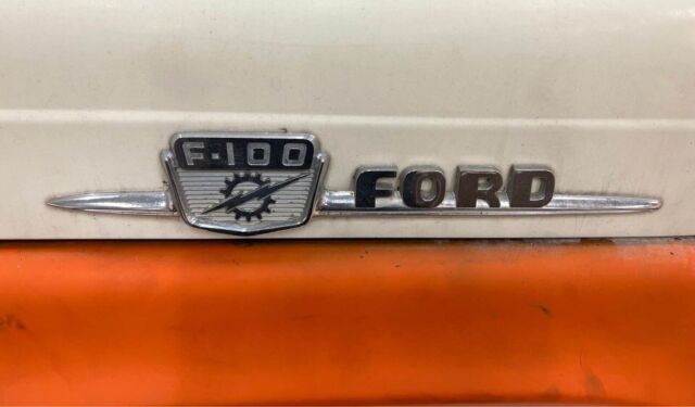1959 Ford F-100 (Orange/White/Black)