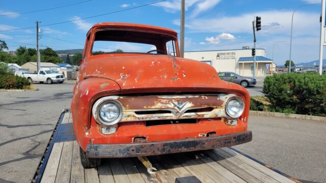 1956 Ford F-100 (Red/White)