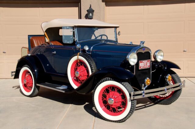 1931 Ford Model A (Blue/Brown)