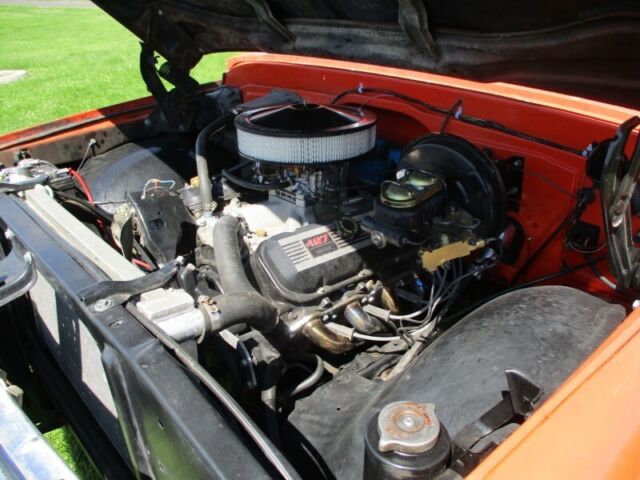1970 Chevrolet C-10 (Orange/Black)