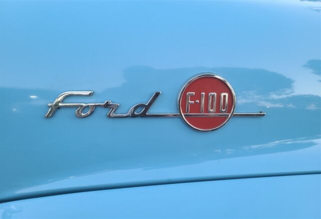 1955 Ford F-100 (Blue/Blue)