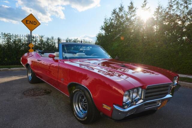 1971 Buick GS 350 (Red/White)